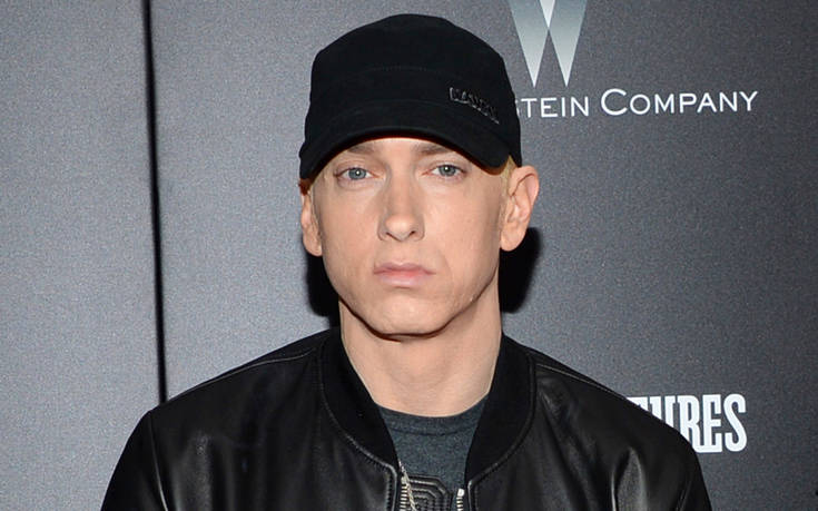 Τρελή θεωρία θέλει τον Eminem να είναι… ρομπότ