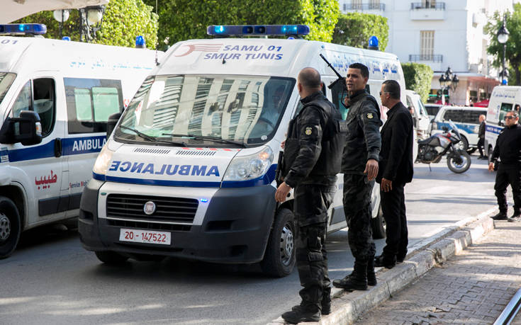 Νεκρός καμικάζι αυτοκτονίας που ανατινάχθηκε μπροστά σε αστυνομικούς στη Τυνησία