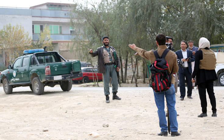 Συνετρίβη ελικόπτερο του αφγανικού στρατού, 25 νεκροί