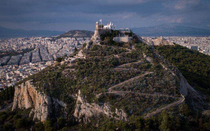 Απαγορεύεται και σήμερα η πρόσβαση στον Λυκαβηττό λόγω καιρικών συνθηκών