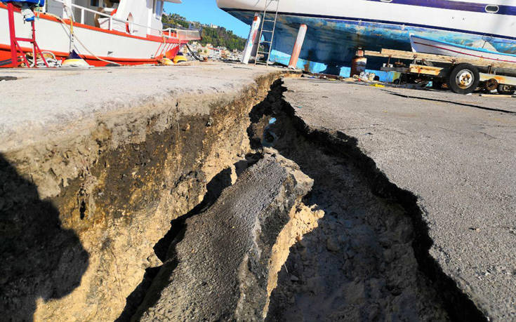 Νέες εικόνες από το σεισμό στη Ζάκυνθο με το φως της ημέρας