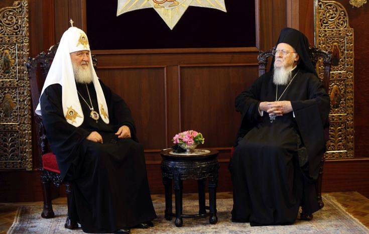 Η Ρωσική Εκκλησία θα απαντήσει «σθεναρά» στο Οικουμενικό Πατριαρχείο
