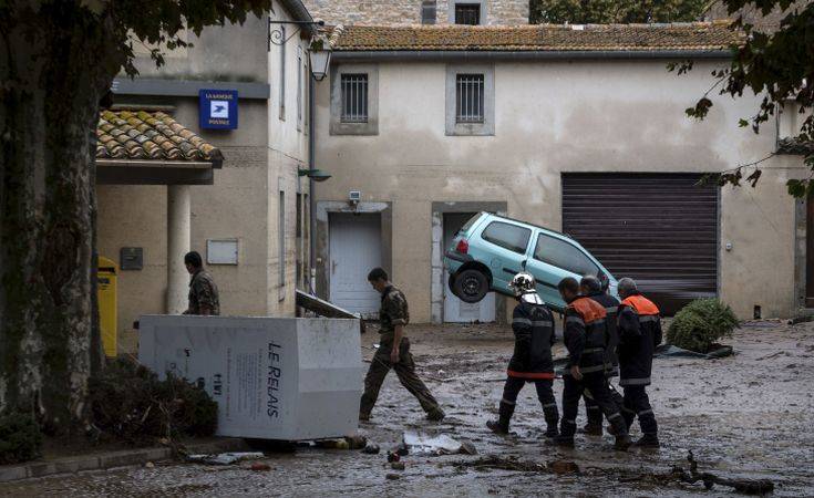 Τα νέα στοιχεία των γαλλικών αρχών ανεβάζουν τον αριθμό των νεκρών από τις πλημμύρες