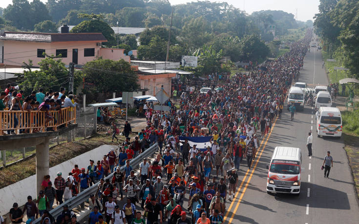 Το ανθρώπινο καραβάνι των 7.000 μεταναστών καθ’ οδόν για τις ΗΠΑ