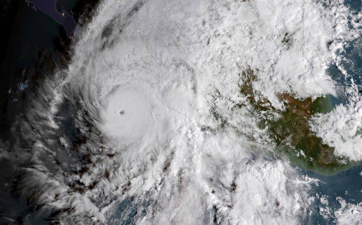 Ο κυκλώνας Ουίλα απειλεί το Μεξικό με ανέμους 260 χιλιομέτρων/ώρα