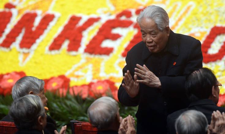 Πέθανε σε ηλικία 101 ετών ο πρώην γενικός γραμματέας του Κομμουνιστικού Κόμματος, Ντο Μουόι