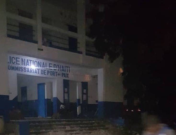 Πληροφορίες για νεκρό και πολλούς τραυματίες από τον ισχυρό σεισμό στην Αϊτή