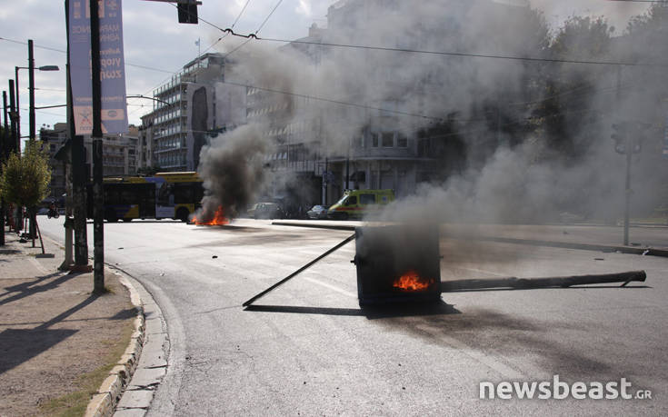 Συνεχίζεται η ένταση στο κέντρο της Αθήνας