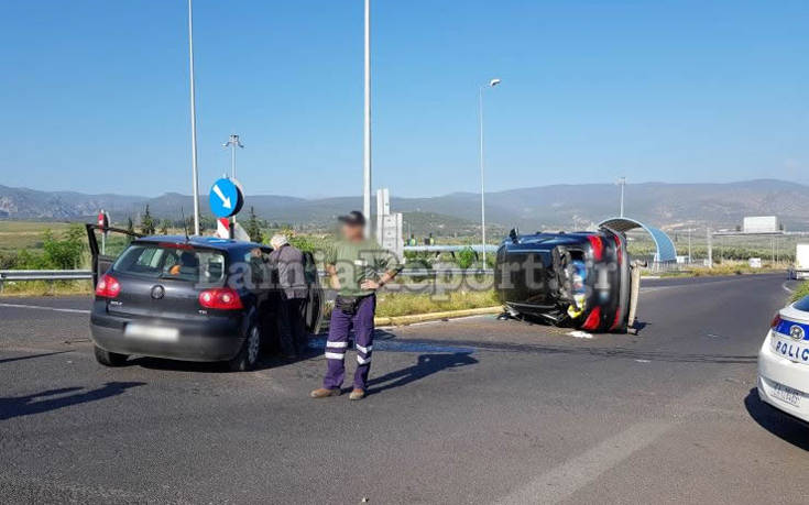 Σύγκρουση αυτοκινήτων στην Αγία Μαρίνα Φθιώτιδας