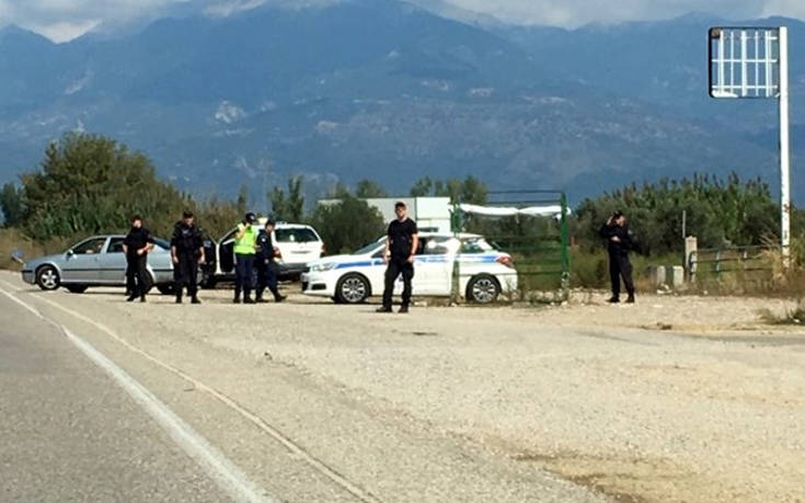 Μπλόκα της Αστυνομίας σε οπαδούς του Παναθηναϊκού και προσαγωγές