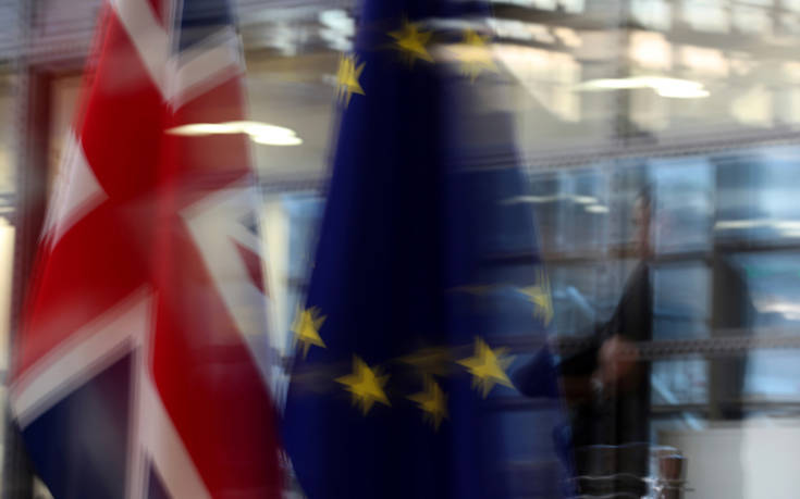 Εκτός συμφωνίας για το Brexit το Γιβραλτάρ, η Ισπανία αίρει το βέτο της