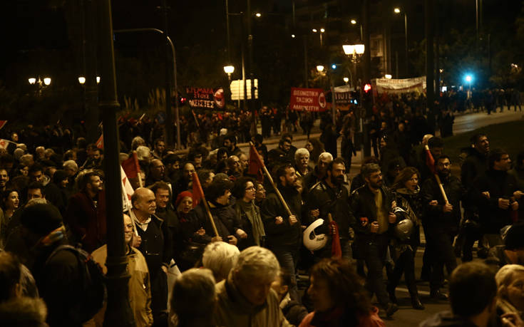 Πορείες: Το νομοσχέδιο που αλλάζει τα πάντα, «δεν θα κλείνουν οι δρόμοι για 50 άτομα»