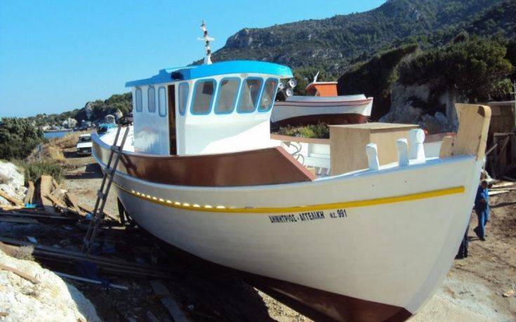 Την τελευταία στιγμή διασώθηκαν 17 παραδοσιακά καΐκια
