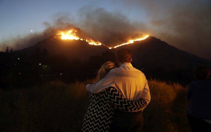 Τουλάχιστον 9 οι νεκροί από την φωτιά στην Καλιφόρνια