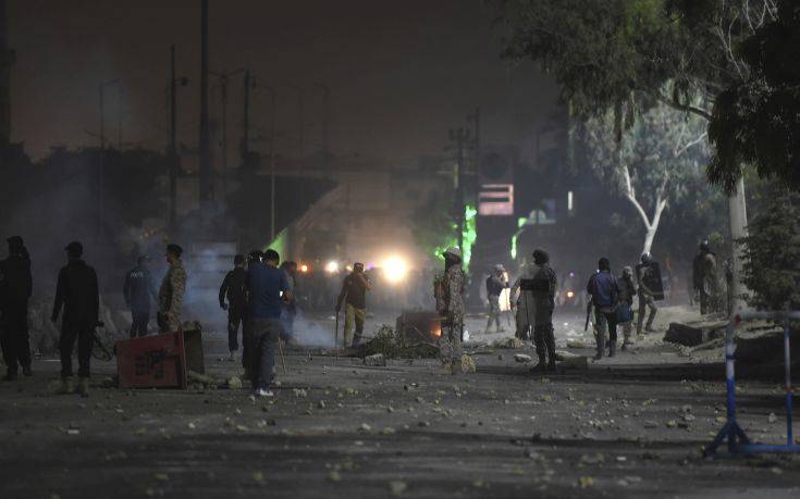 Το Ισλαμικό Κράτος ανέλαβε την ευθύνη για το αιματοκύλισμα στο Πακιστάν