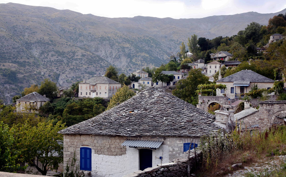 Ένα πέτρινο στολίδι στις πλαγιές της Πίνδου