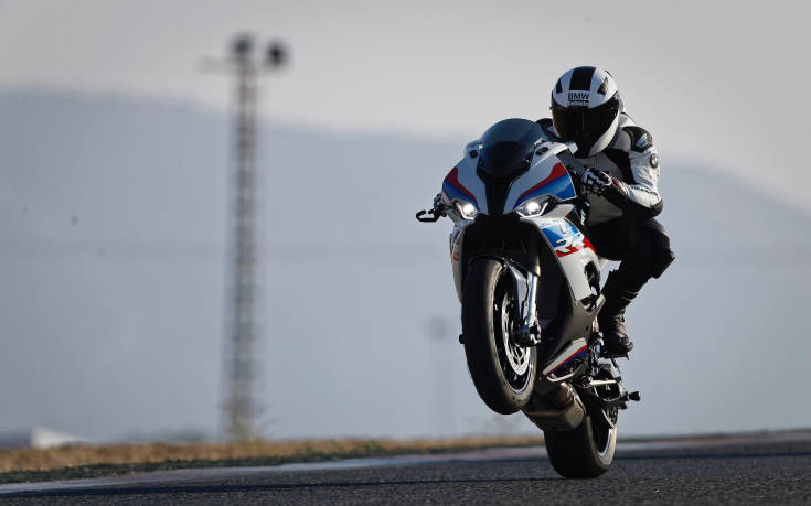 Η νέα BMW S 1000 RR ξεπερνά τις προσδοκίες των δημιουργών της