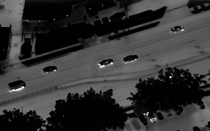 Δείτε μια κινηματογραφικού τύπου καταδίωξη σε στεριά και νερό από κάμερα νυχτερινής όρασης