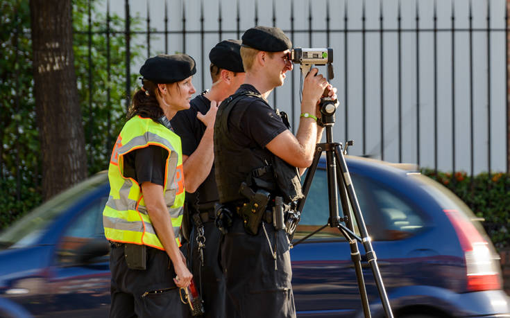 Νεαρός έχασε το δίπλωμα οδήγησης 49 λεπτά αφού το πήρε