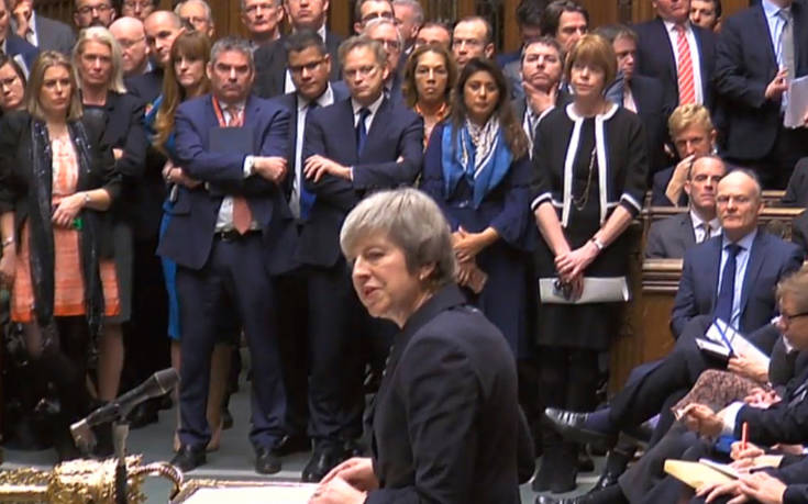 Το Brexit στο χάος μετά την απόφαση της Μέι για την ψηφοφορία