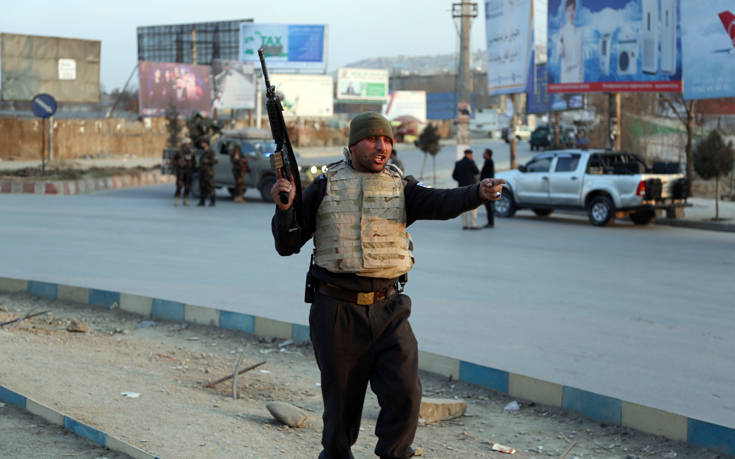 Τουλάχιστον δύο άνθρωποι τραυματίστηκαν από την έκρηξη στην Καμπούλ