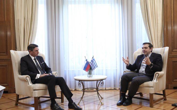 Επί τάπητος η Συμφωνία των Πρεσπών στη συνάντηση Τσίπρα-Πάχορ