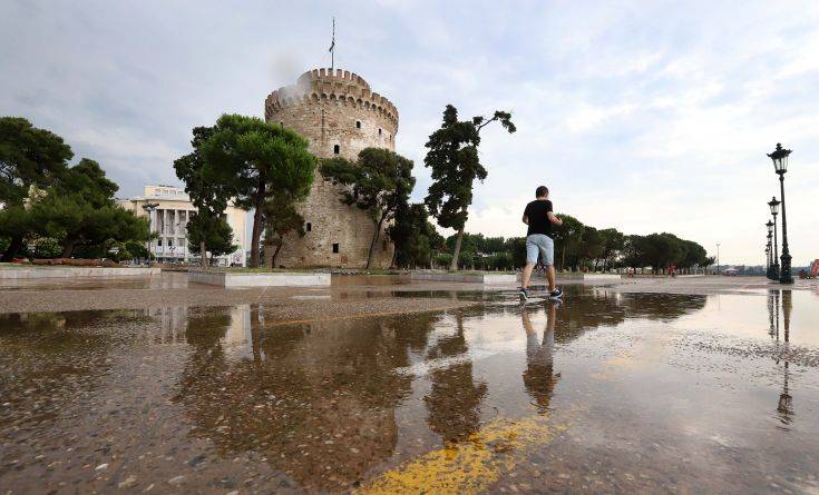 Εκκένωση δημοτικού σχολείου στη Θεσσαλονίκη λόγω στατικότητας