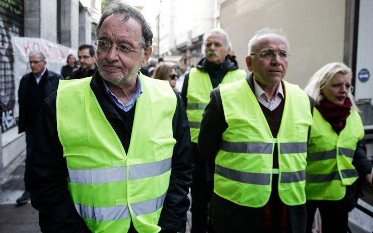 Στο Παρίσι με τα «κίτρινα γιλέκα» ο Παναγιώτης Λαφαζάνης