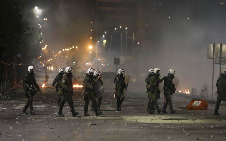 Στον εισαγγελέα 11 συλληφθέντες για τα χτεσινά επεισόδια στη Θεσσαλονίκη