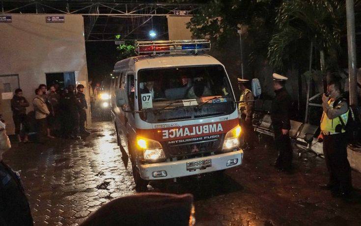 Τσουνάμι με τουλάχιστον 20 νεκρούς στην Ινδονησία