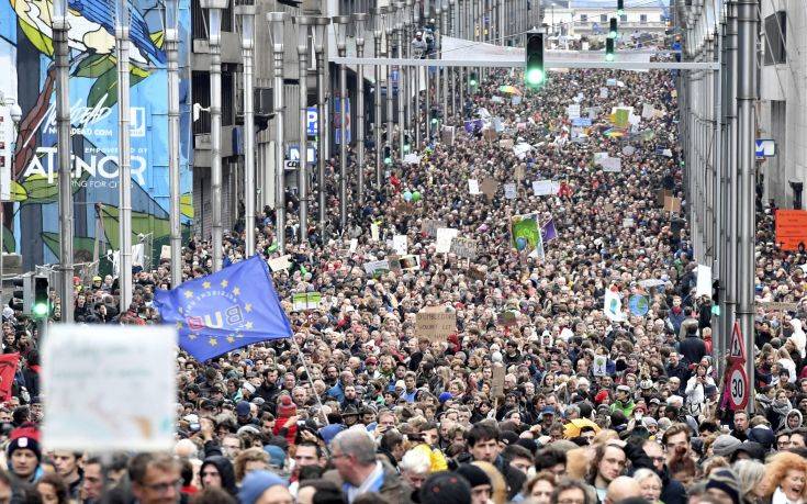Δεκάδες χιλιάδες Βέλγοι διαδήλωσαν κατά της κλιματικής αλλαγής
