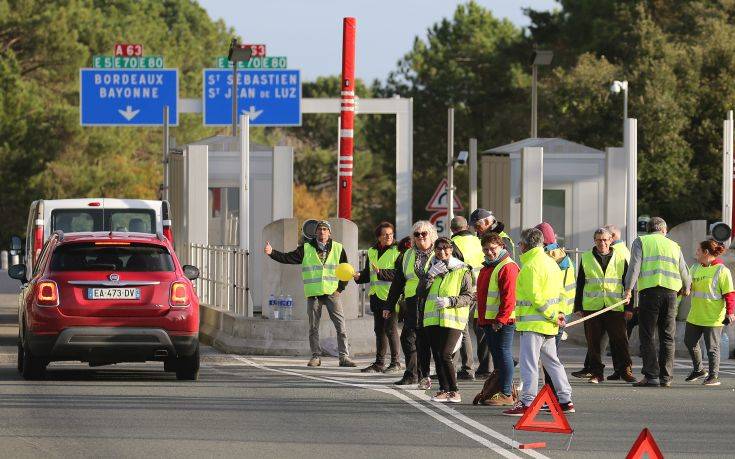 Φορτηγό σκότωσε διαδηλωτή των «κίτρινων γιλέκων»