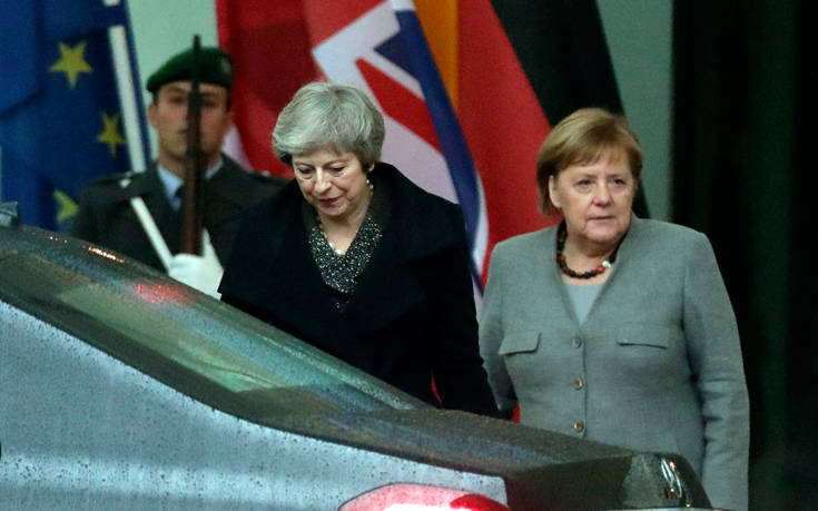 «Ένα σκληρό Brexit θα έπληττε βαριά τη γερμανική οικονομία»
