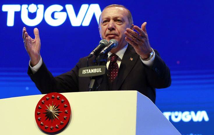 Ερντογάν: Ανυποχώρητος για την αγορά των S-400 από την Τουρκία