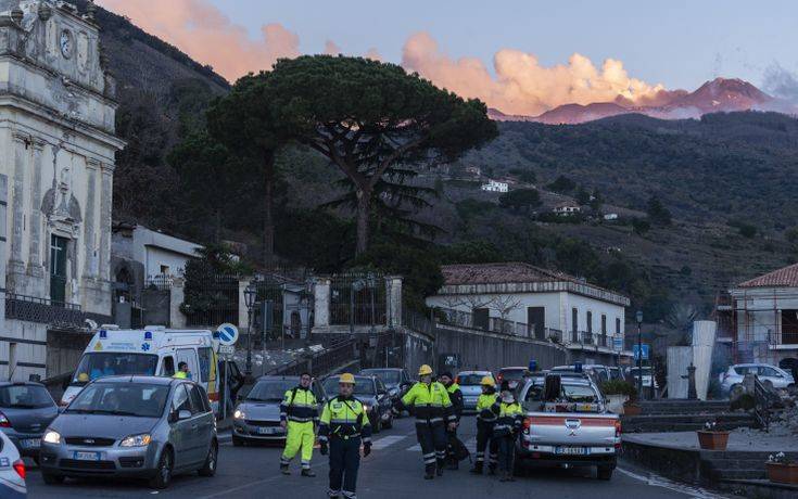 Σε απόλυτη επιφυλακή οι ιταλικές αρχές μετά το σεισμό στην Σικελία