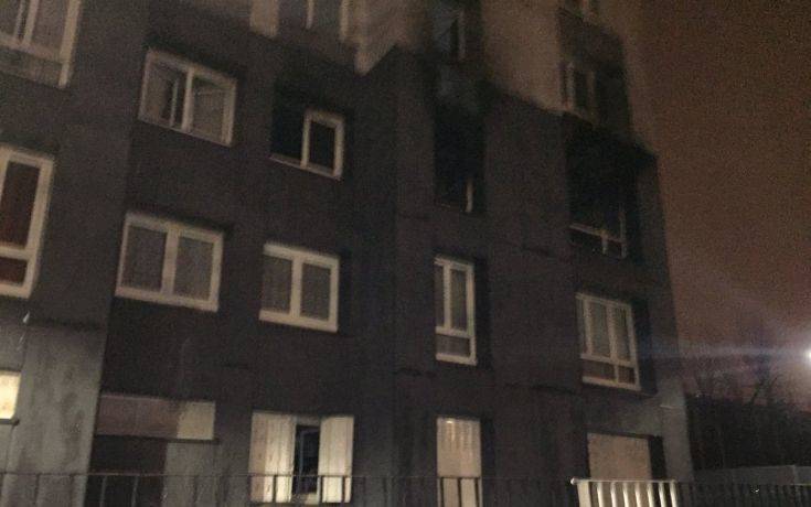 Θλίψη και οργή για τα τέσσερα θύματα της πυρκαγιάς σε πολυκατοικία στη Γαλλία