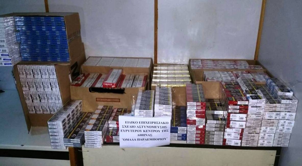 Βρέθηκαν εκατοντάδες χιλιάδες λαθραία τσιγάρα και καπνός