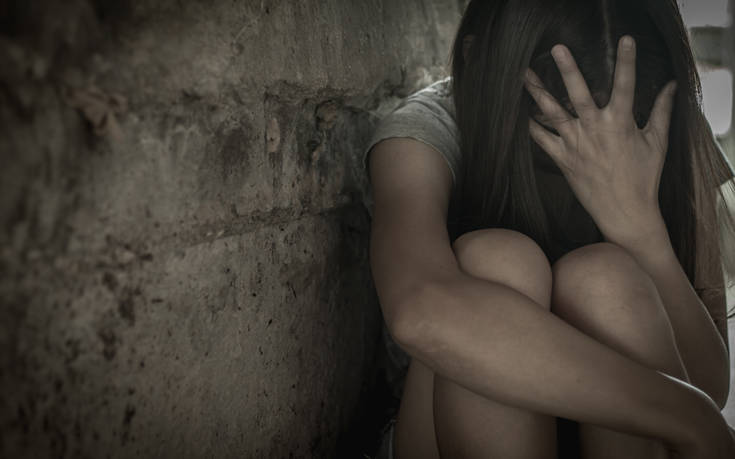 Ηράκλειο: Πατέρας ξυλοκοπούσε και βίαζε την 14χρονη κόρη του