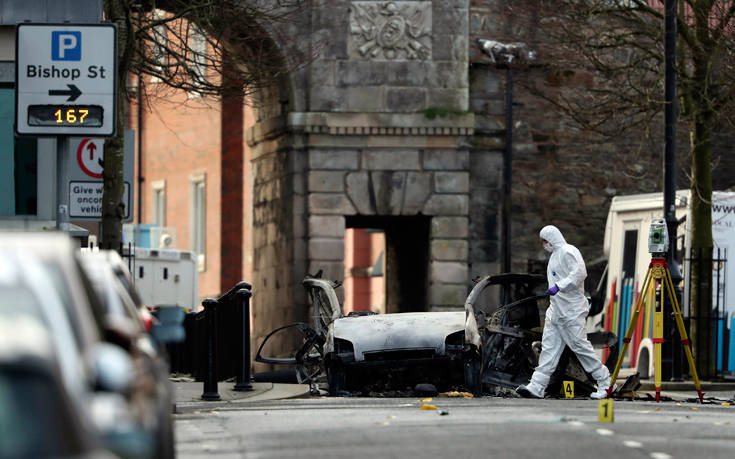 Ο αυτοαποκαλούμενος «IRA» ανέλαβε την ευθύνη για την έκρηξη στο Λόντοντερι της Β. Ιρλανδίας