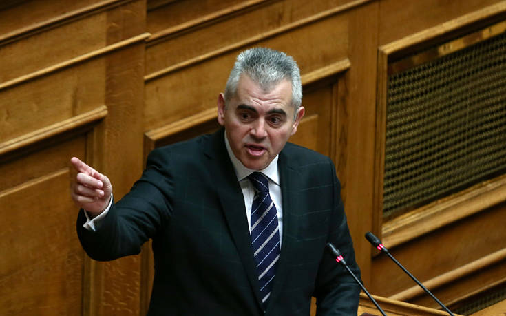 Χαρακόπουλος: Προκαλείτε ανήκεστο ζημία στα εθνικά ζητήματα