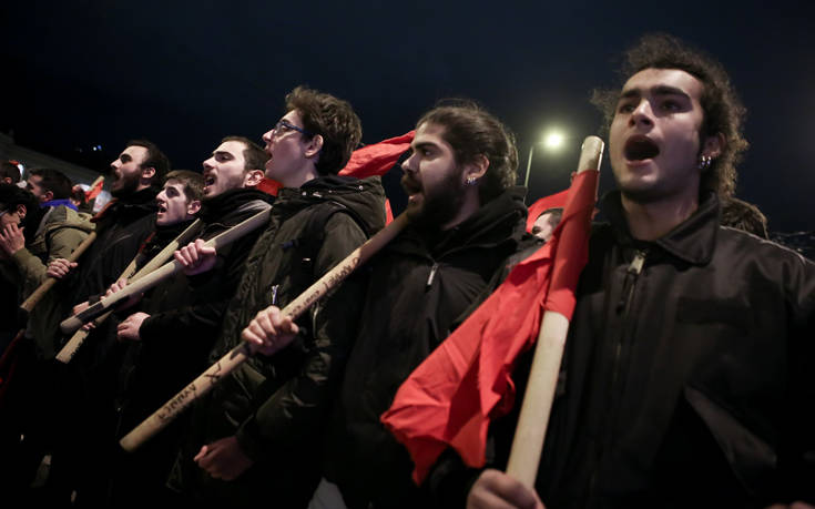 Πορεία διαμαρτυρίας στο κέντρο της Αθήνας για την επίσκεψη Μέρκελ