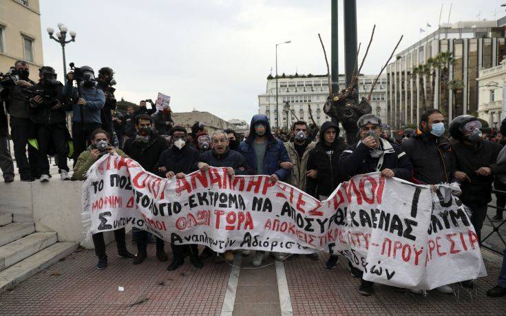 Σε νέα 24ωρη απεργία στις 17 Ιανουαρίου οι δάσκαλοι