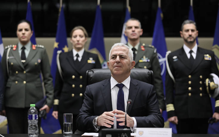 Αποστολάκης: Οι ελληνικές Ένοπλες Δυνάμεις είναι δυνατές και αξιόπιστες