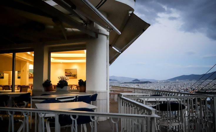 Τι έφαγαν Μέρκελ και Τσίπρας στο δείπνο στον Πειραιά