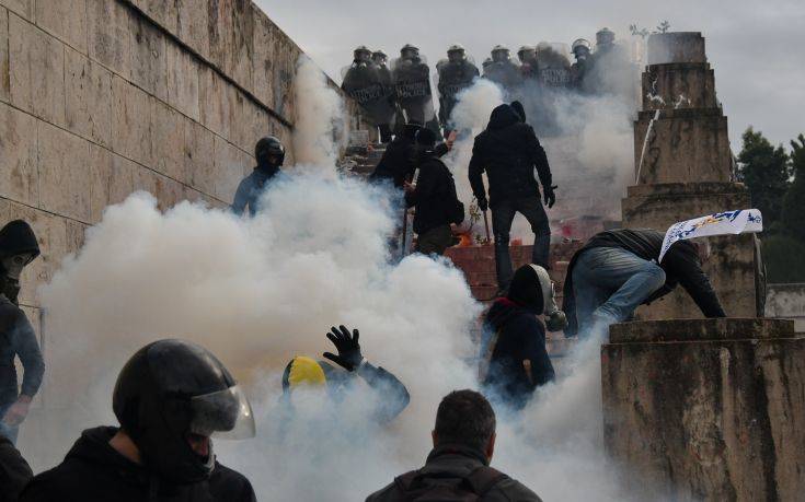 Μήνυση για χρήση ληγμένων επικίνδυνων χημικών στο συλλαλητήριο