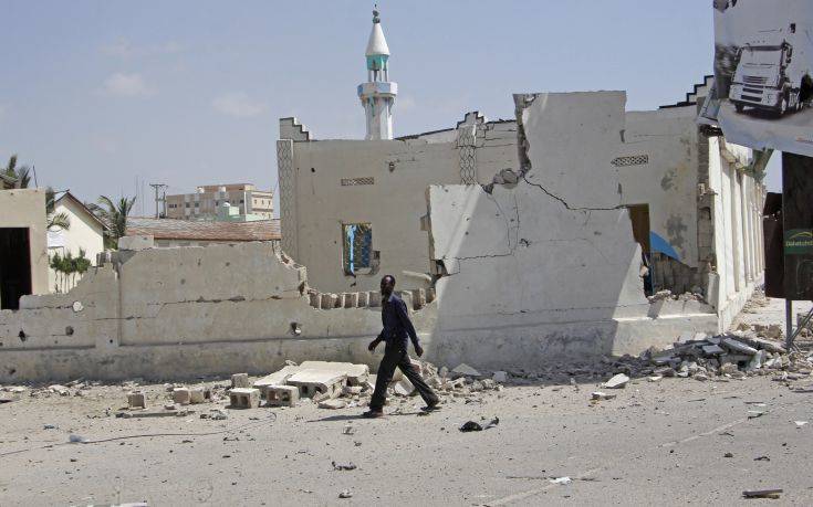 Επίθεση με όλμους σε βάση του ΟΗΕ στη Σομαλία
