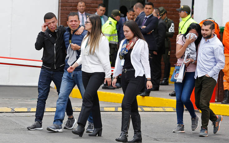 Τριήμερο πένθος στην Κολομβία μετά την πολύνεκρη επίθεση στην Μπογκοτά