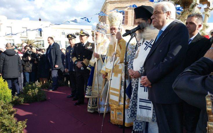 Απάντηση Παυλόπουλου από Σύρο σε Ερντογάν και Ακάρ