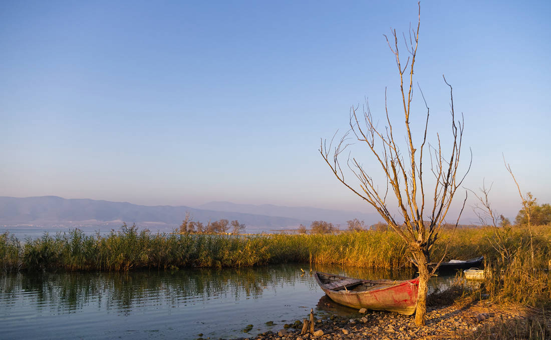 Όμορφες εικόνες από τη μεγαλύτερη λίμνη της Μακεδονίας