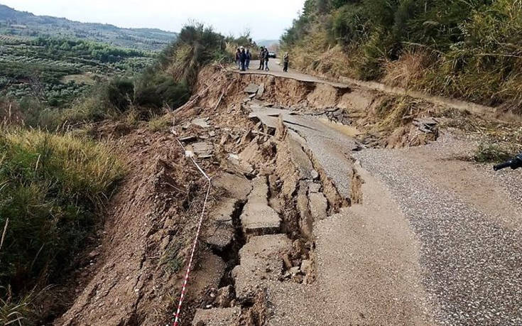 Πλημμύρες και κατολισθήσεις στην Ηλεία από την ξαφνική κακοκαιρία